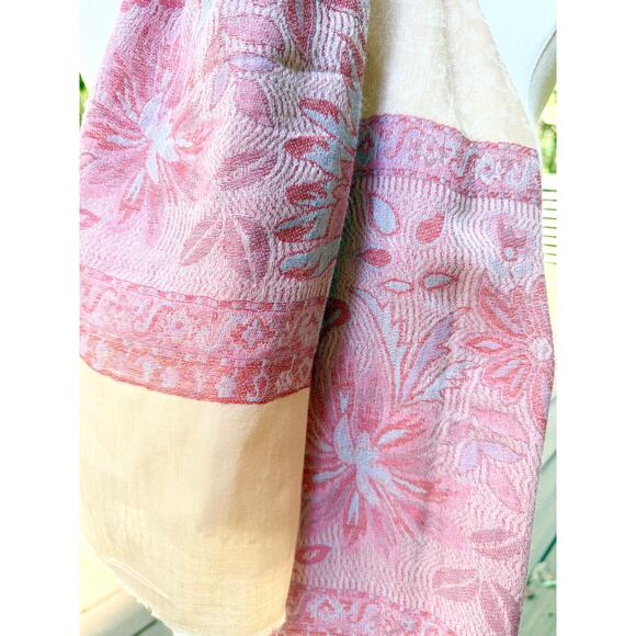 Long Lightweight Cashmere Scarf Pink Floral Pattern Soft Elegant Wrap Shawl - Picture 3 of 9
